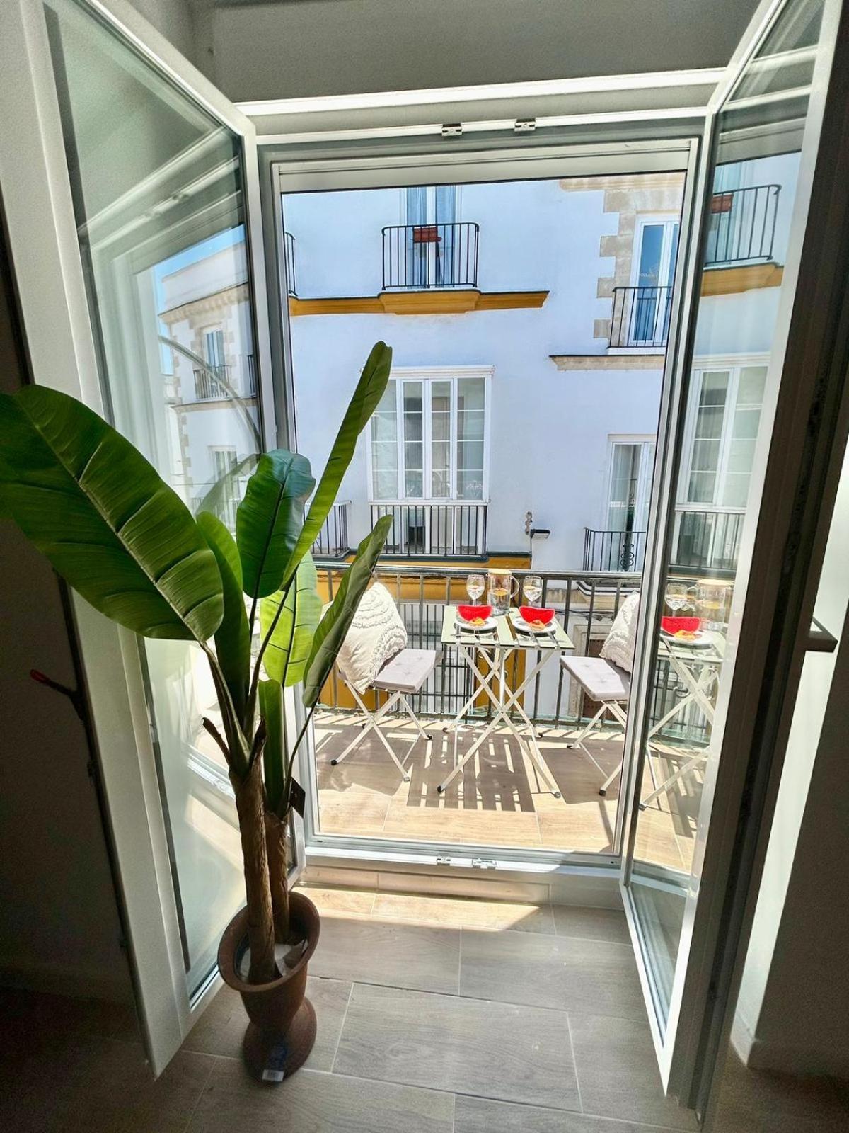 Gatu Casa Solera, Un Lugar Unico, "Preferente Para Mayores De 25 Anos Y Familias " El Puerto de Santa María Eksteriør bilde